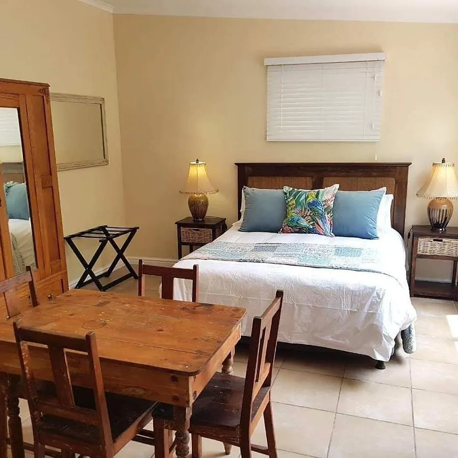 Lägenhet Tranquility Self-Catering Accommodation Port Elizabeth